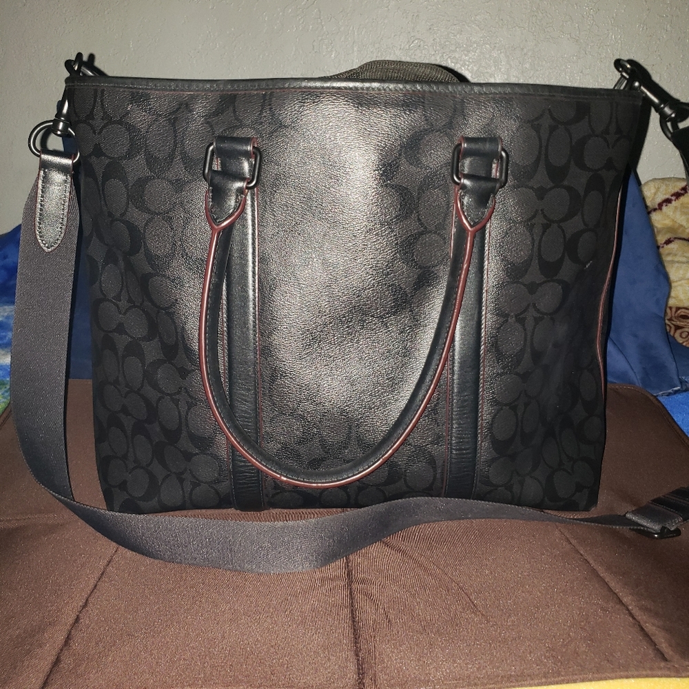 COACH F23211 Signature Business Tote Bag